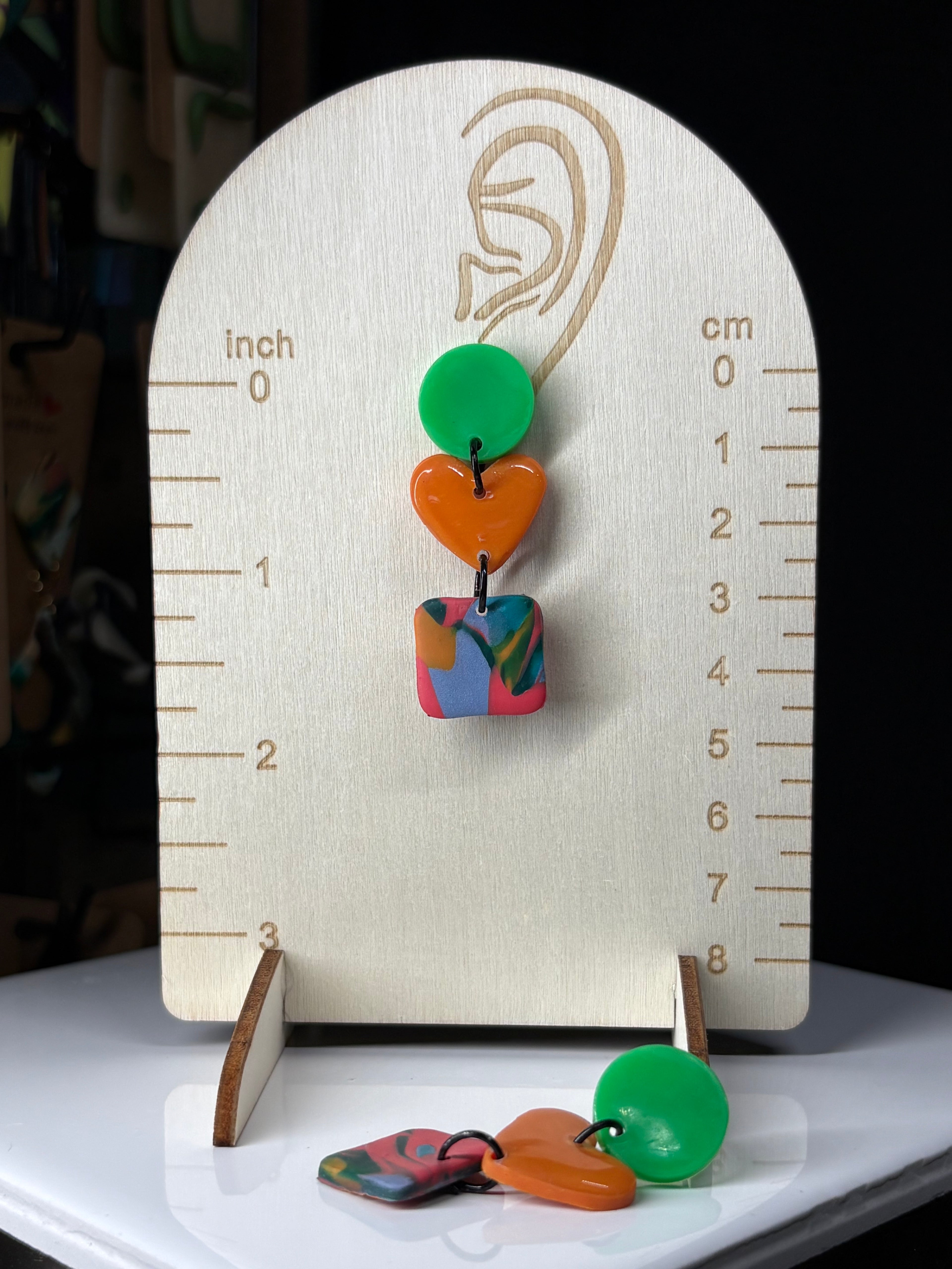 Circle heart square